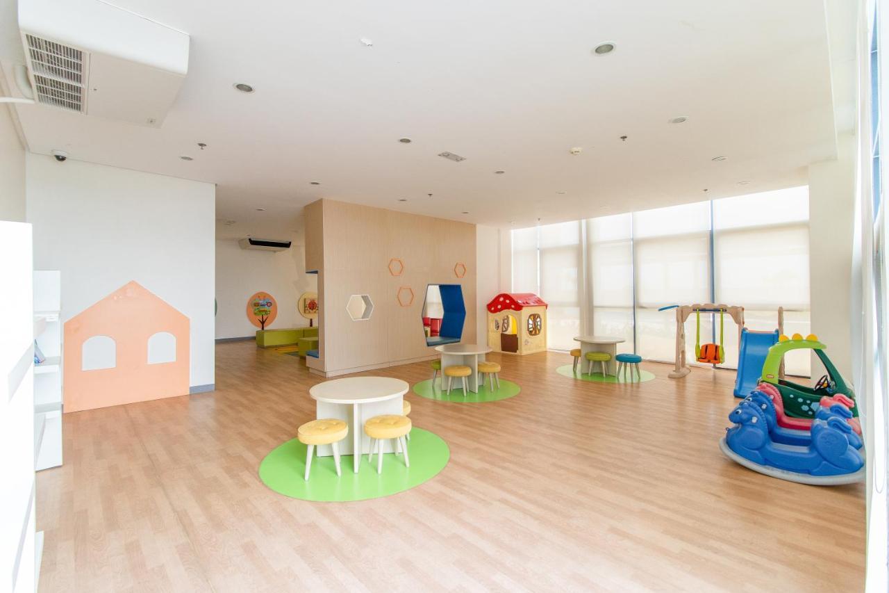 Omp 15C-T2, Seaview, Pool & Beach Access, Near Airport, Fast Wi-Fi, Netflix Punta Engaño Exterior foto